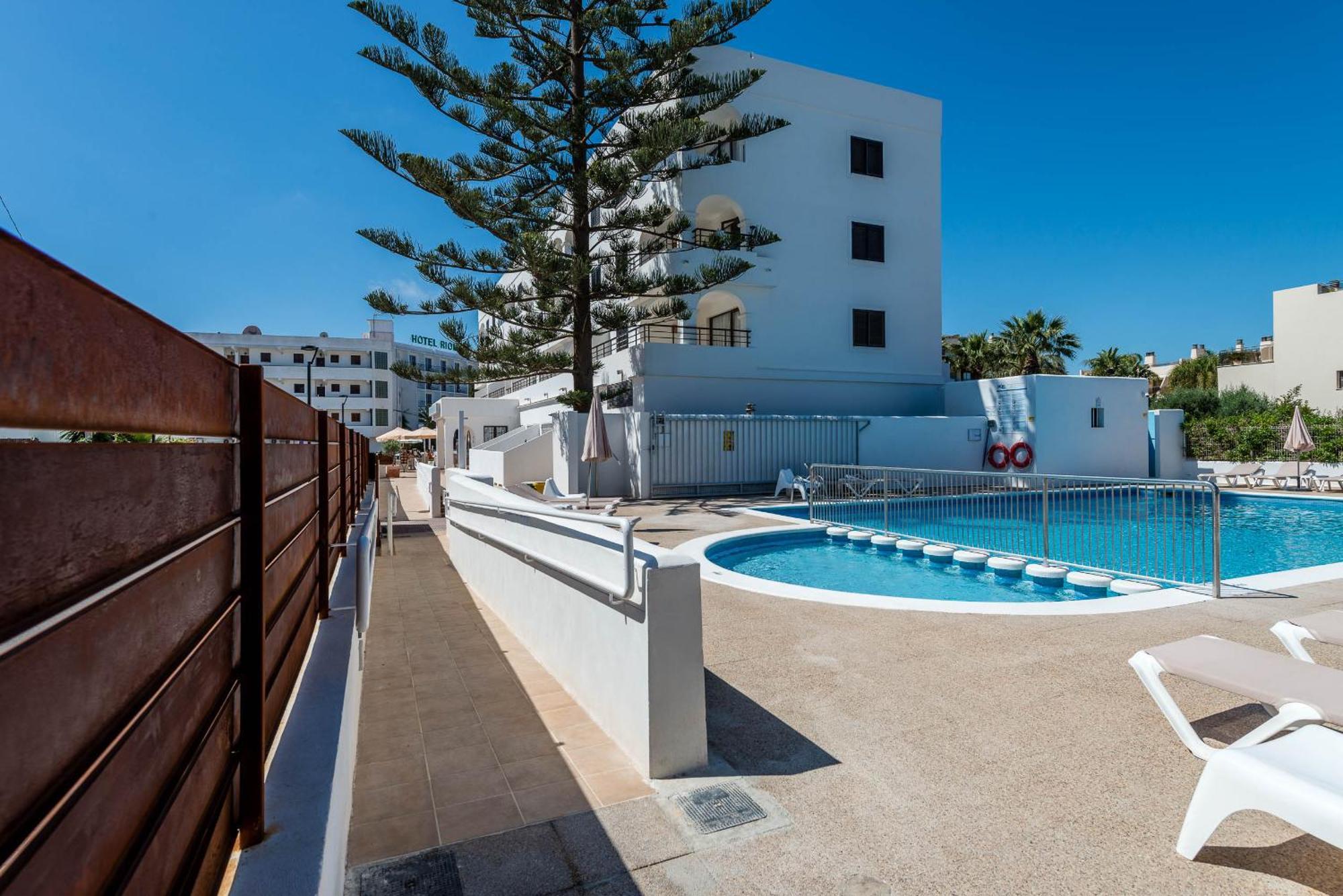 Pierre & Vacances Ros Ibiza Santa Eularia des Riu Luaran gambar