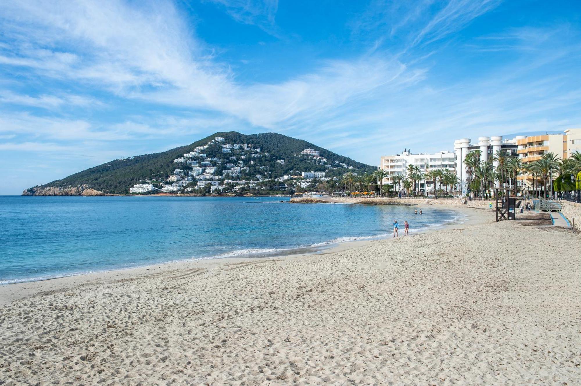 Pierre & Vacances Ros Ibiza Santa Eularia des Riu Luaran gambar