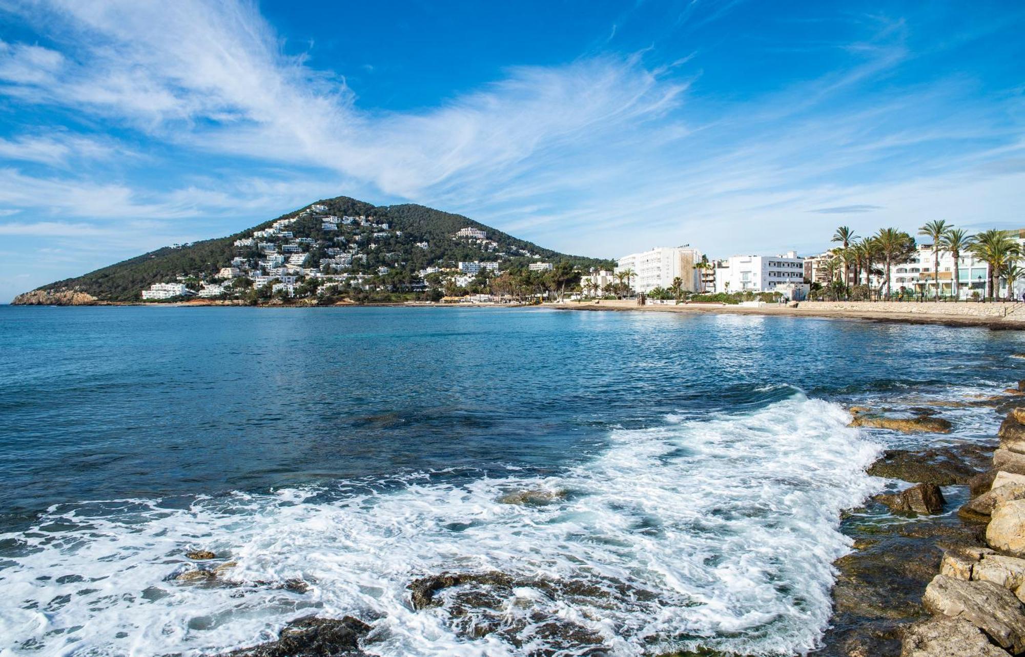 Pierre & Vacances Ros Ibiza Santa Eularia des Riu Luaran gambar